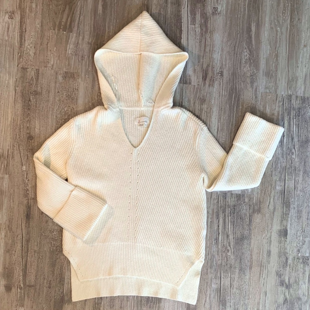 Anthropologie: Sweater